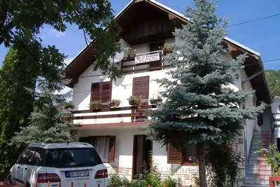 Smestaj NESOVIC Prolom banja