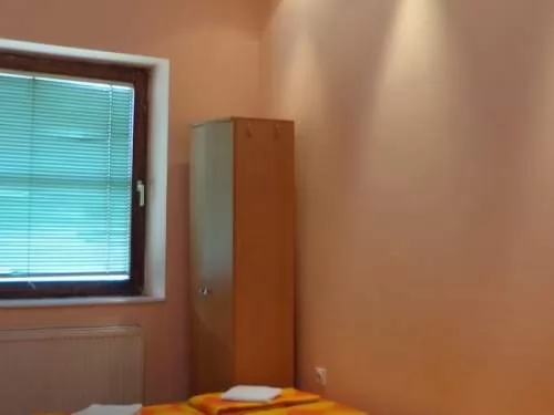 prenociste novi sad, povoljno 10e Novi Sad