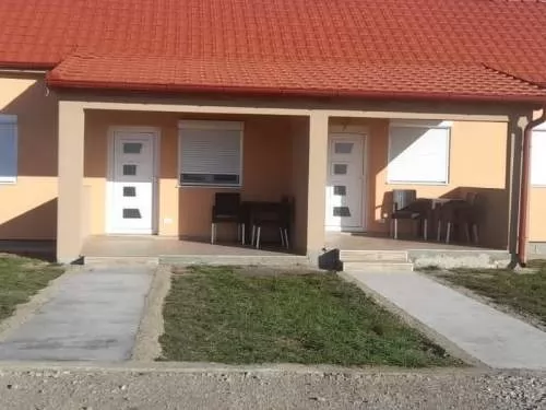 Anastasija i Helena apartmani Stara Pazova Stara Pazova